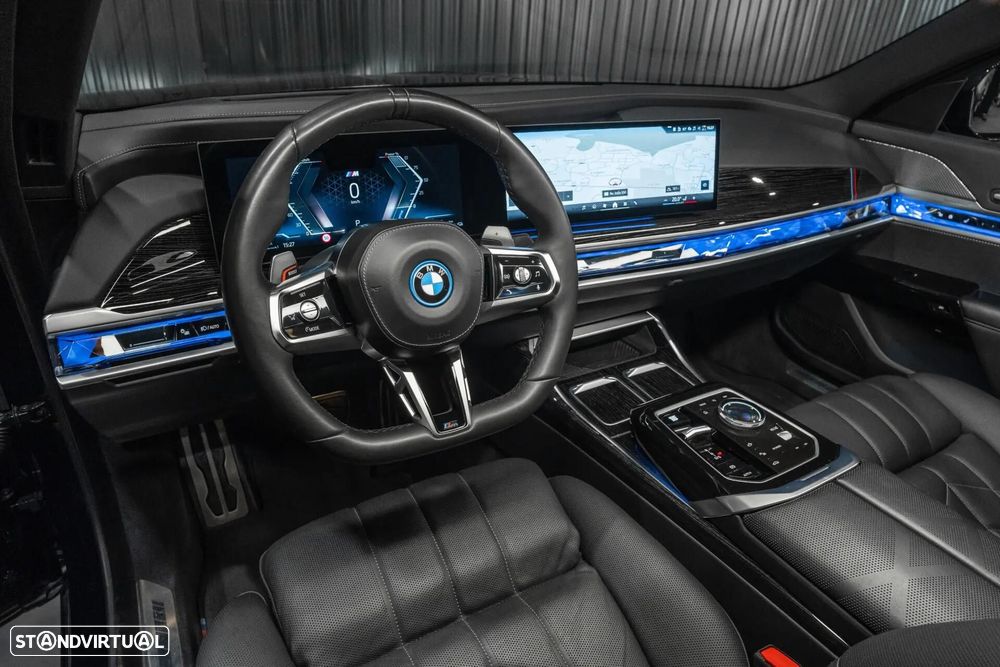 BMW 750 750e xDrive Pack Desportivo M - 21