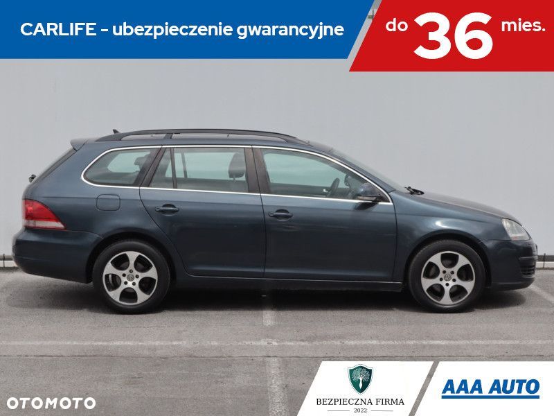 Volkswagen Golf Variant - 8
