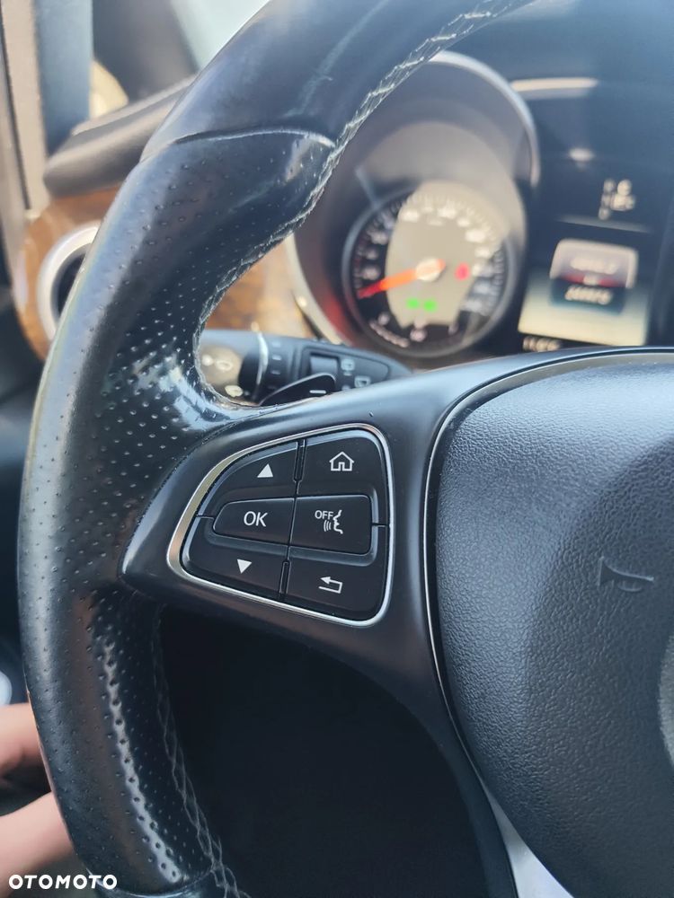 Mercedes-Benz Klasa V 220 (BlueTEC) d Avantgarde 7G-Tronic - 22