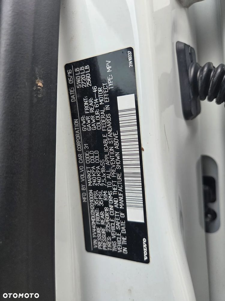 Volvo XC 60 T5 Drive-E Momentum - 8