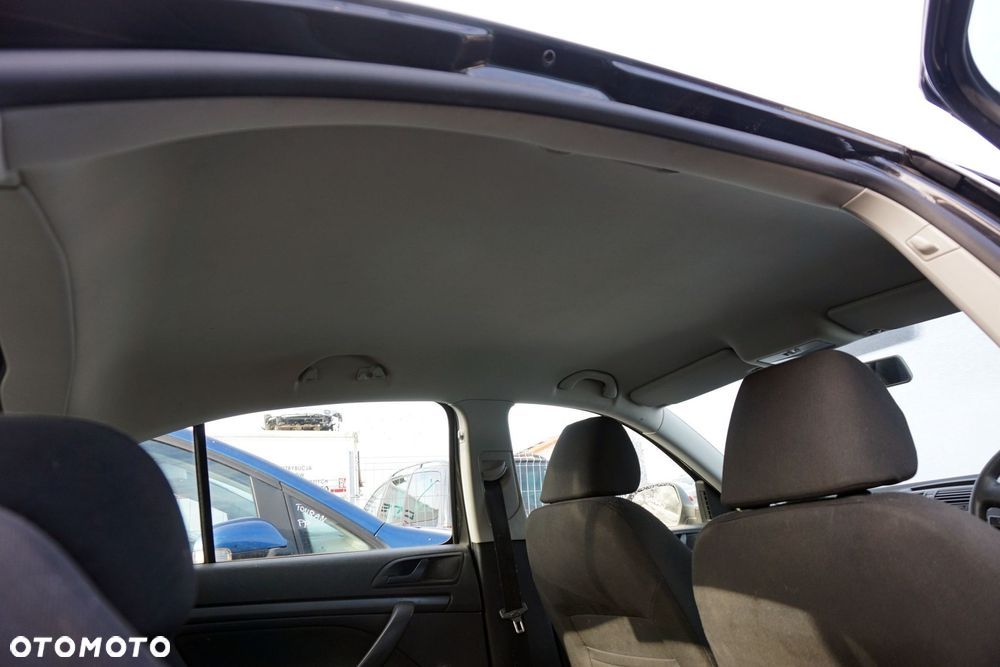 SKODA OCTAVIA II LIFT HB 2009 9910 1.4 TSI CAXA 122KM LHY CZARNY na części - 16