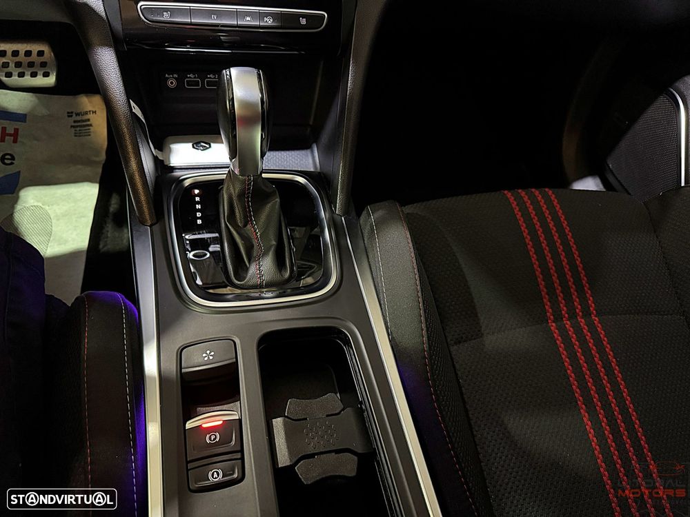 Renault Mégane Sport Tourer 1.6 E-Tech Plug-In Hybrid R.S. Line - 29