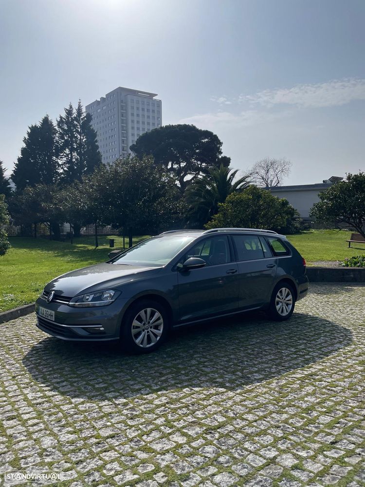 VW Golf Variant 1.6 TDi Confortline - 1