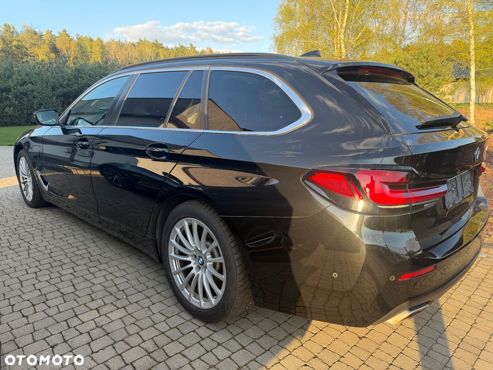 BMW Seria 5 530e - 11