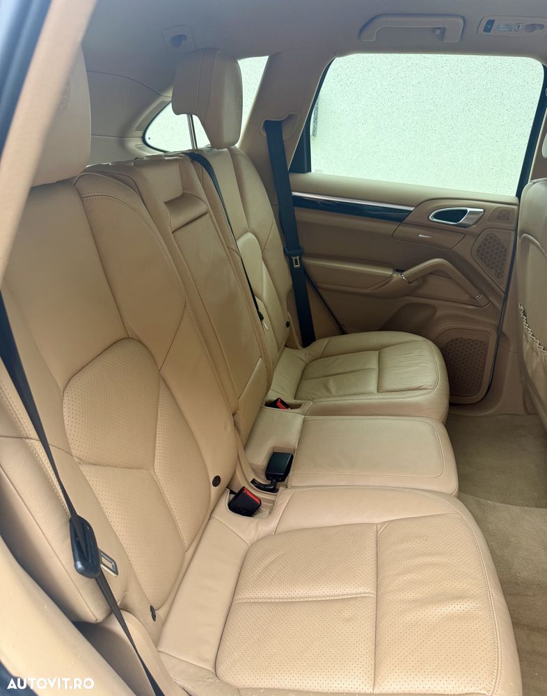 Porsche Cayenne 3.0TD TipTronic - 15