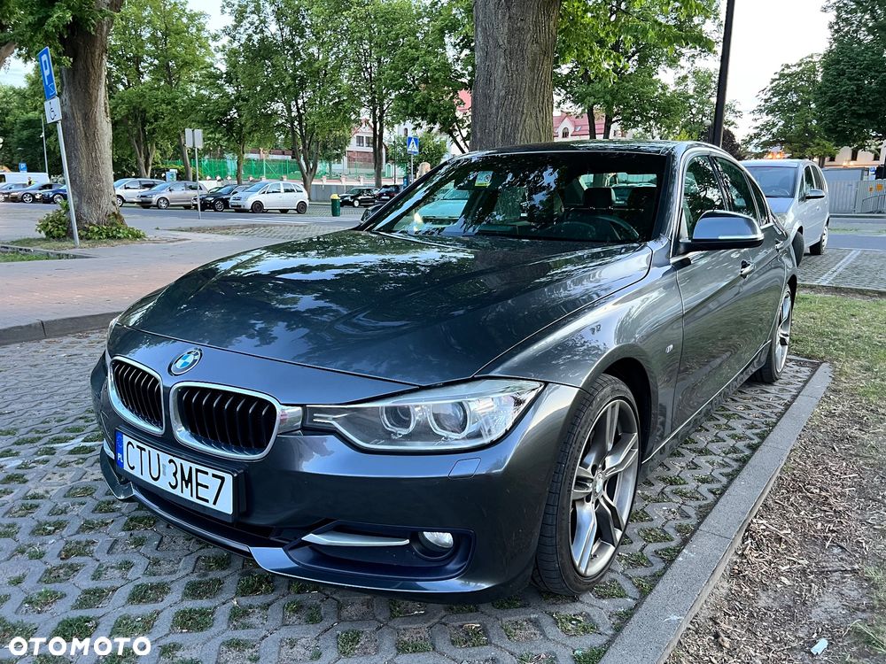 BMW Seria 3 320d Efficient Dynamics Sport Line - 2