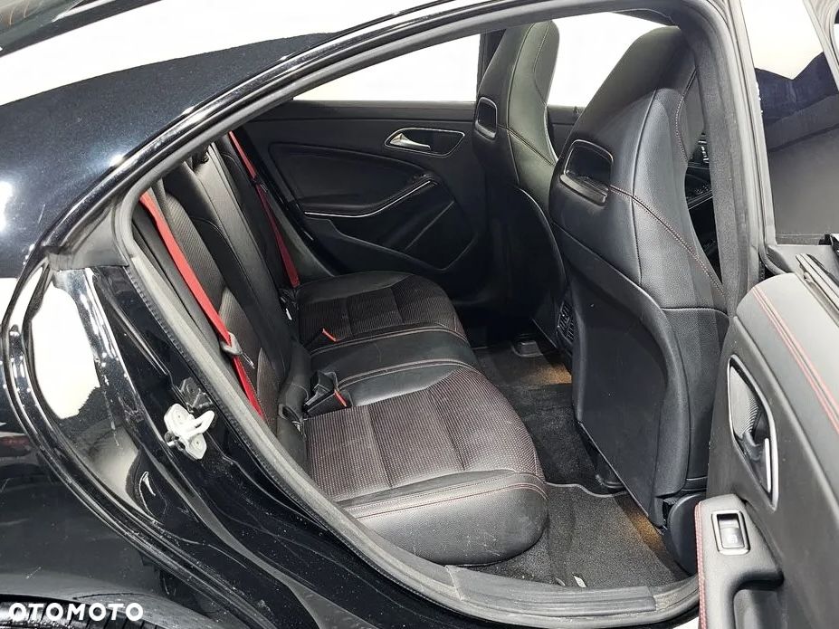 Mercedes-Benz CLA - 9