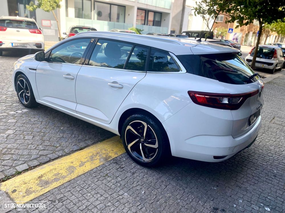 Renault Mégane Sport Tourer 1.5 dCi Comfort SS - 9
