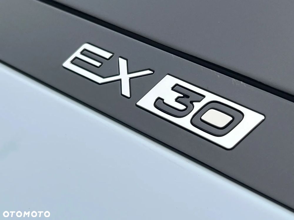 Volvo EX30 Twin Motor Performance AWD Ultra - 39