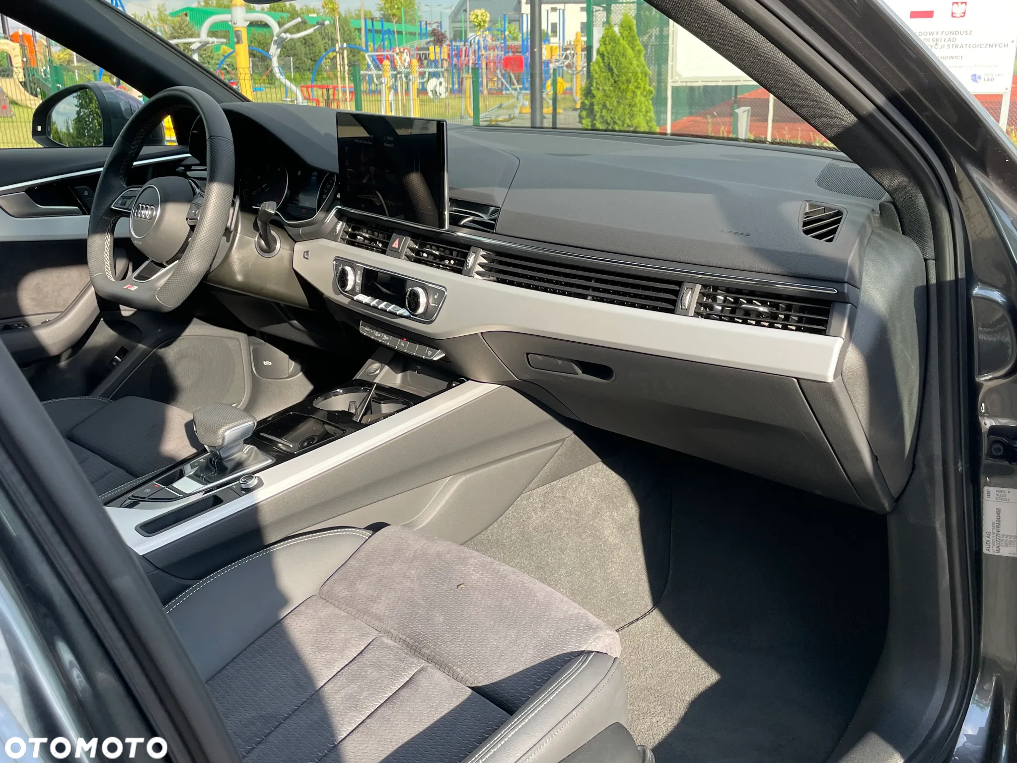 Audi A4 Avant 40 TDI S tronic S line - 14