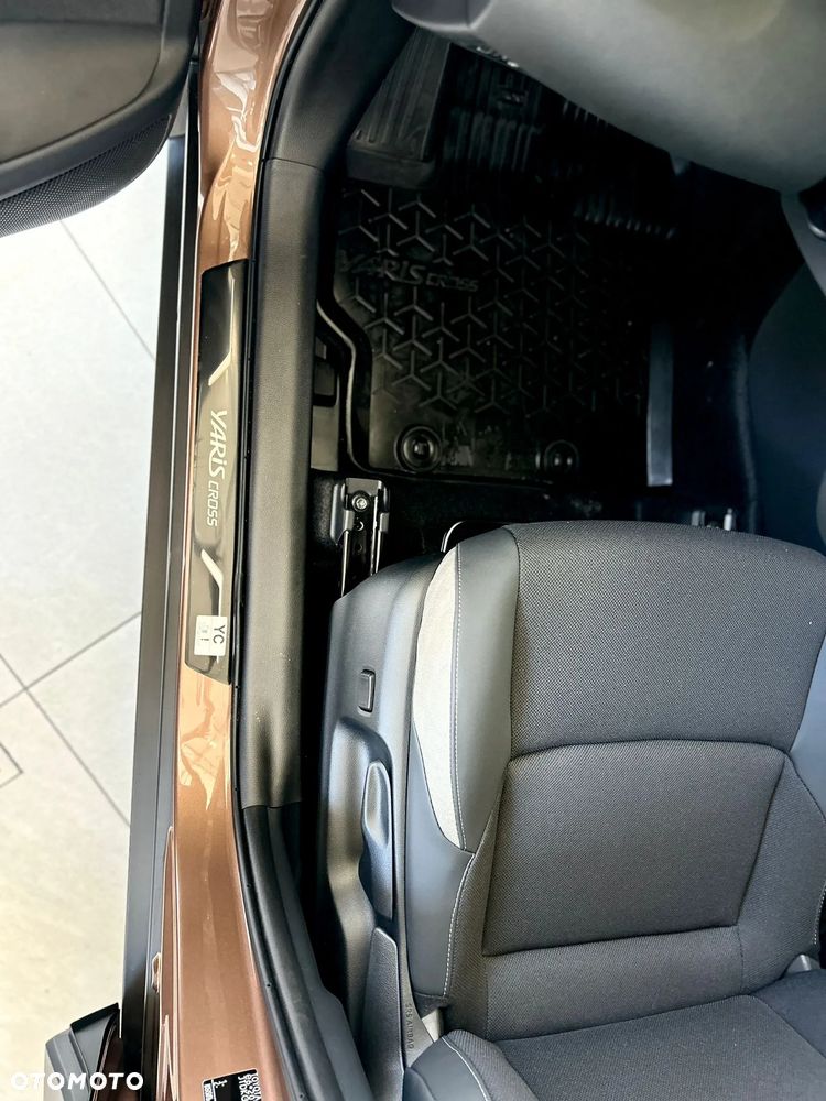Toyota Yaris Cross Hybrid 1.5 Executive - 15