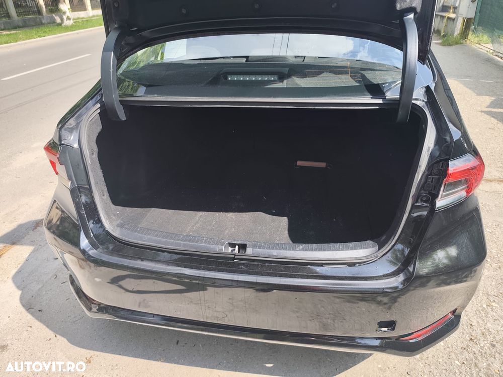 Toyota Corolla 1.8 HSD Dynamic - 7