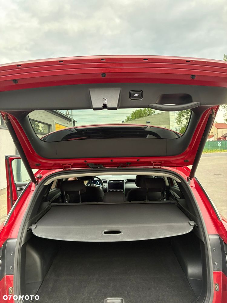 Hyundai Tucson 1.6 T-GDi HEV Executive 2WD - 14