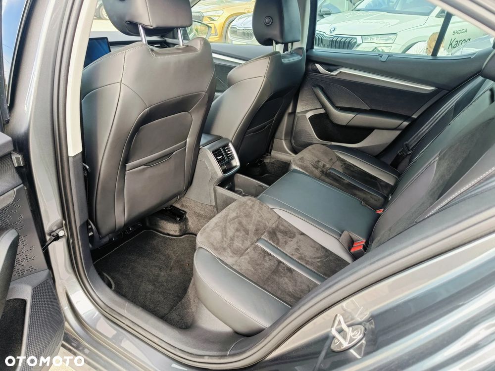 Skoda Octavia 2.0 TDI Selection DSG - 10