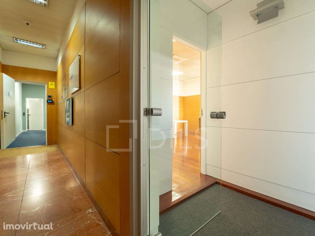 Escritório para arrendar - edifício Scala, em Massarelos, Porto - Grande imagem: 2/29
