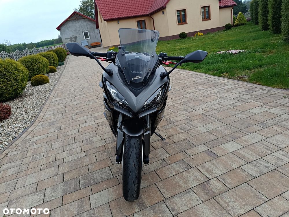 Kawasaki Ninja 1000 SX - 2