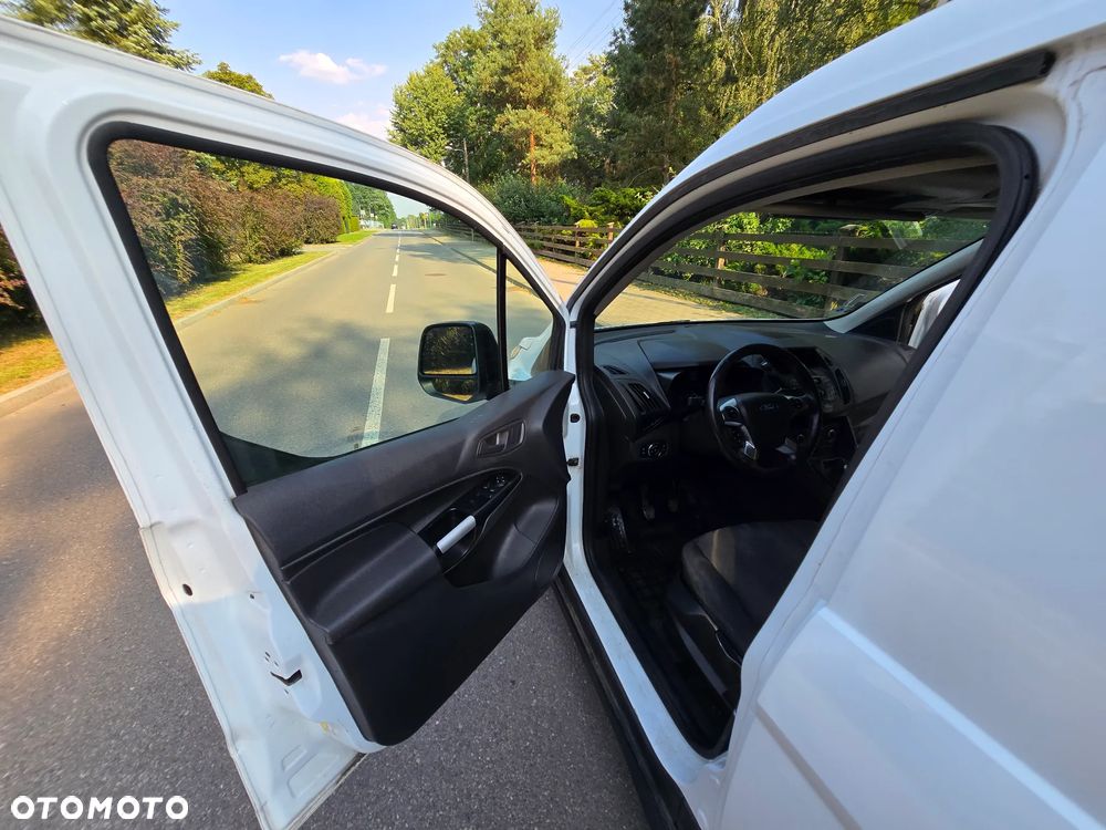 Ford Tourneo Connect 1.0 EcoBoost Titanium - 19