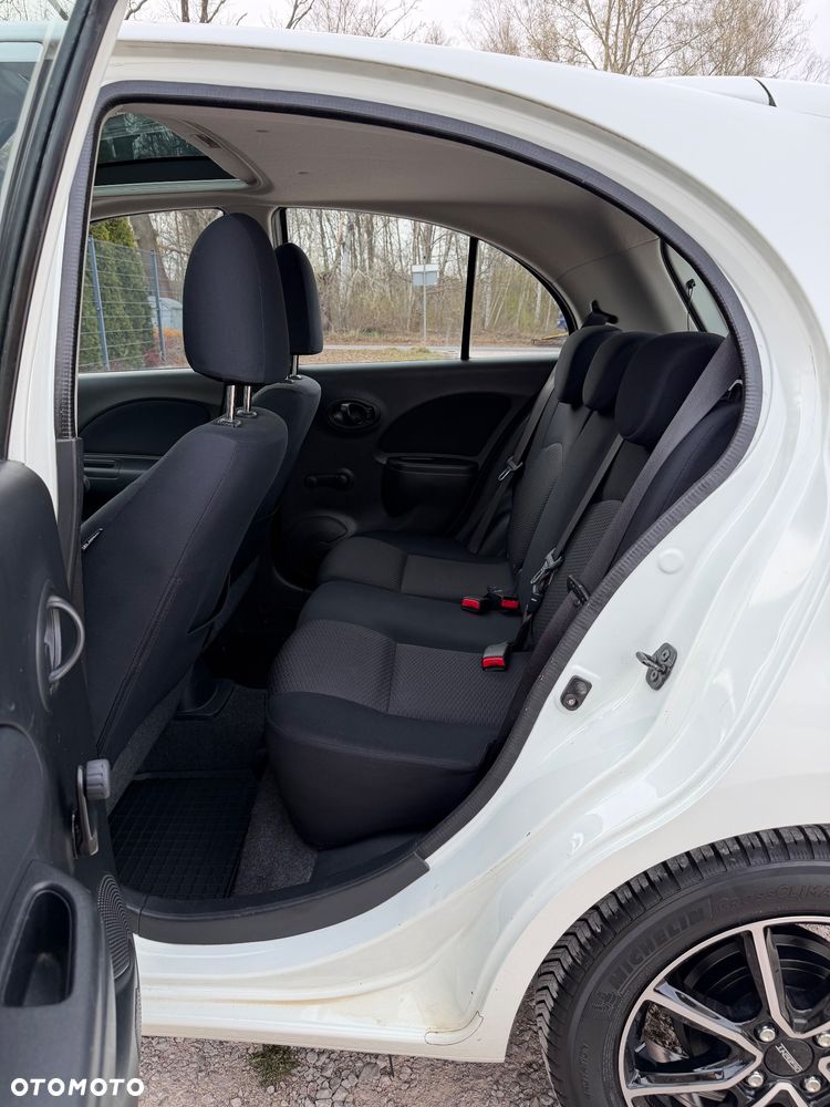 Nissan Micra 1.2 Bild der Frau - 25