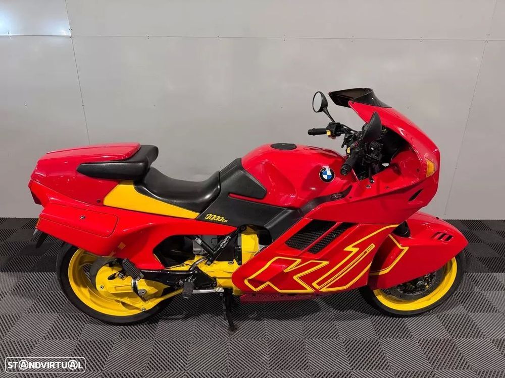 BMW K1 1000 cc - 23