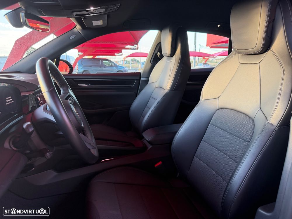 Porsche Macan Electric - 23