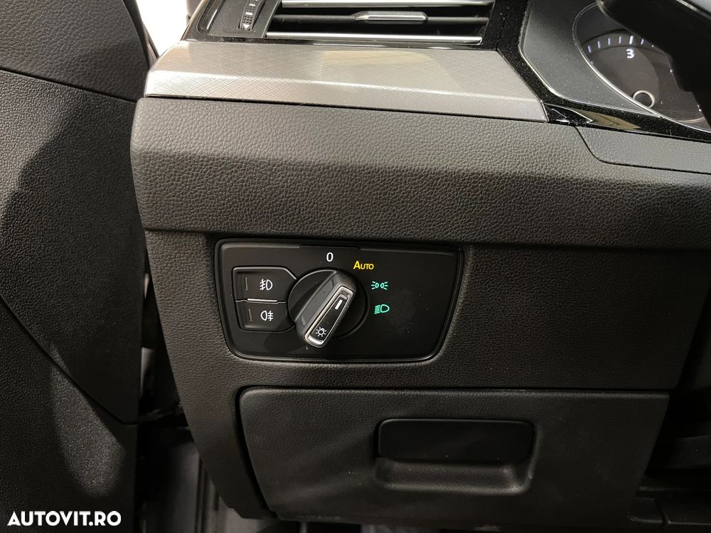 Volkswagen Passat 2.0 TDI DSG Comfortline - 25