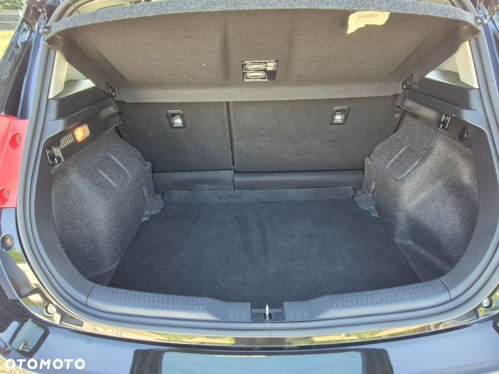 Toyota Auris - 33