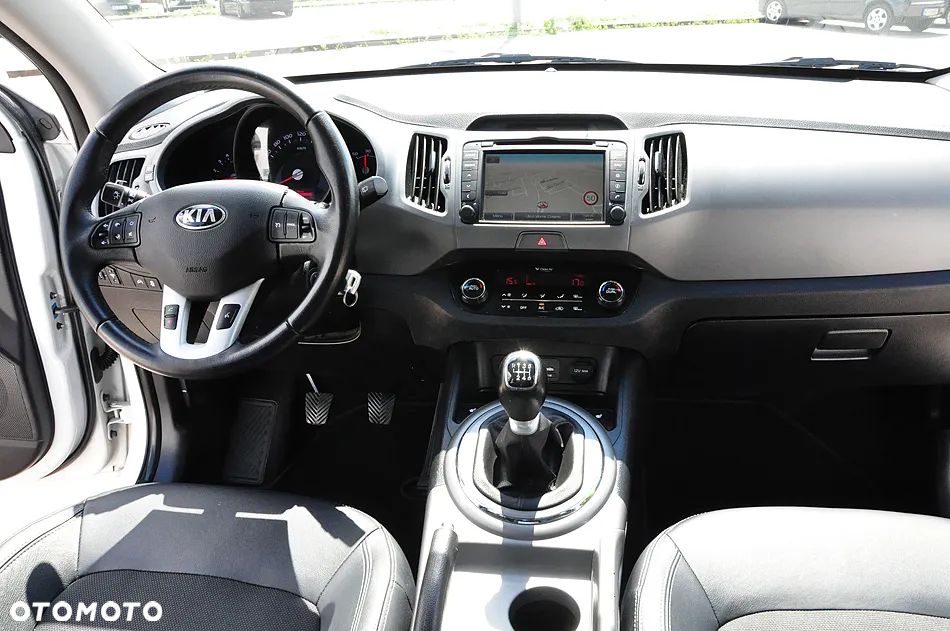 Kia Sportage 1.6 GDI 2WD DREAM-TEAM EDITION - 19
