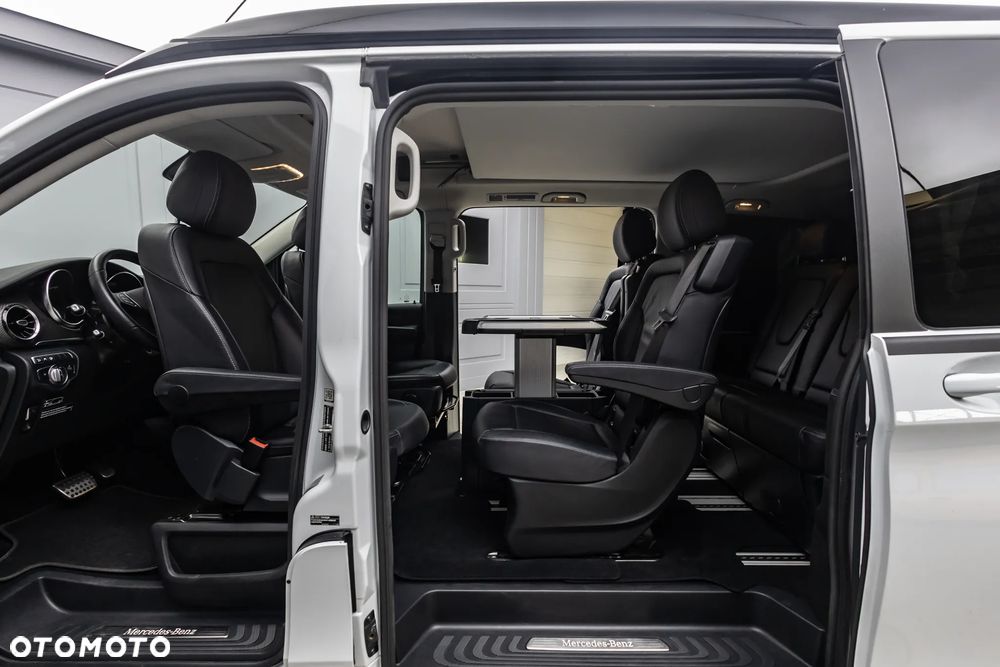 Mercedes-Benz Klasa V 300 d Exclusive 9G-Tronic (d³ugi) - 30