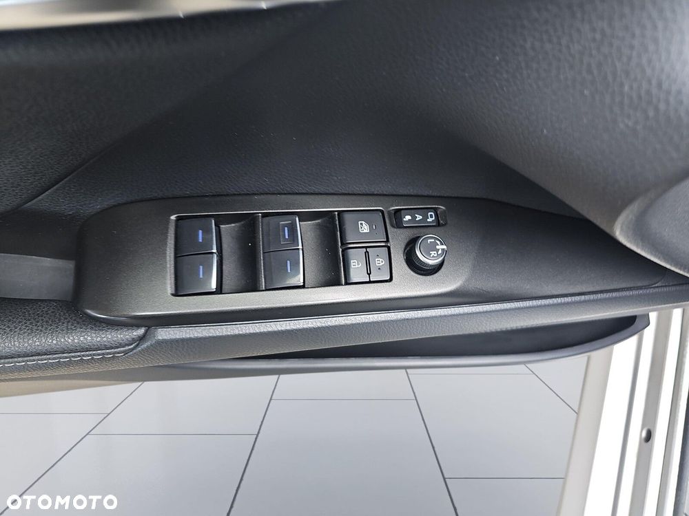 Toyota Camry 2.5 Hybrid Prestige CVT - 19