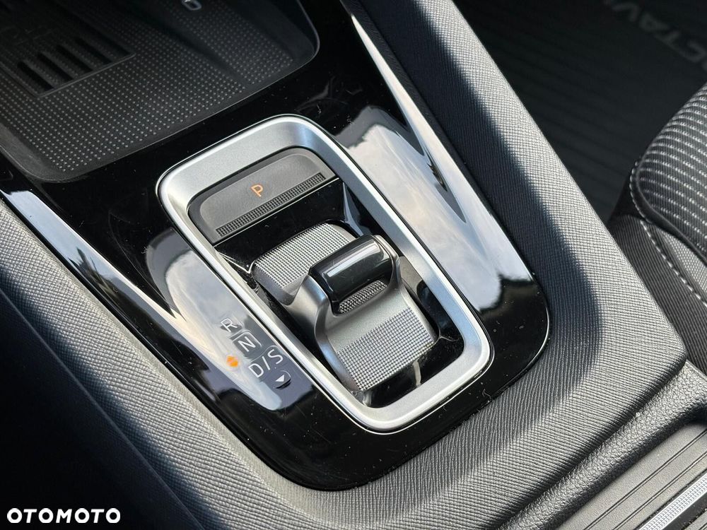 Skoda Octavia 1.5 TSI mHEV Drive Selection DSG - 22
