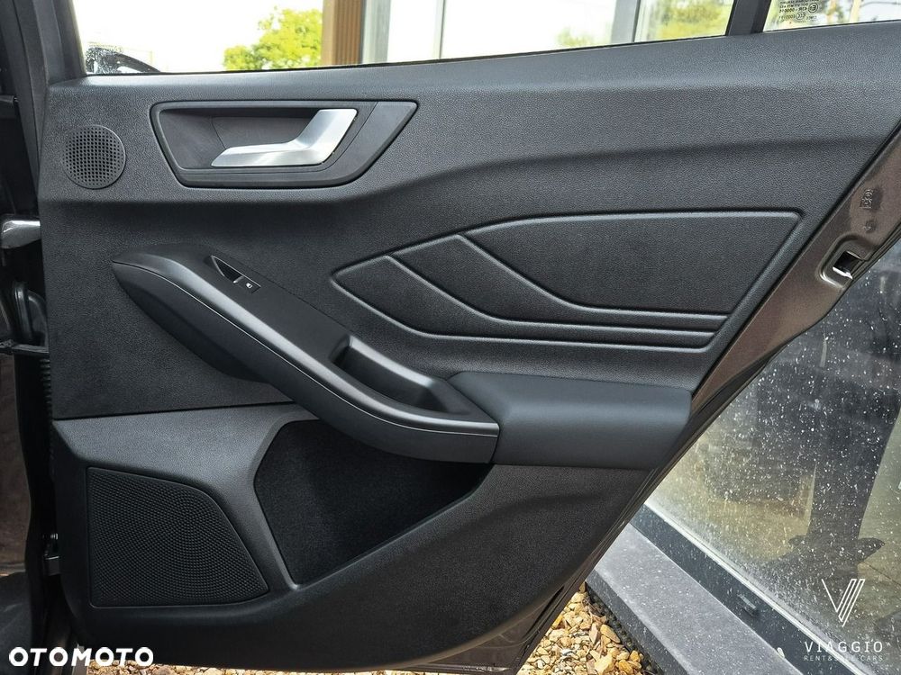 Ford Focus - 24