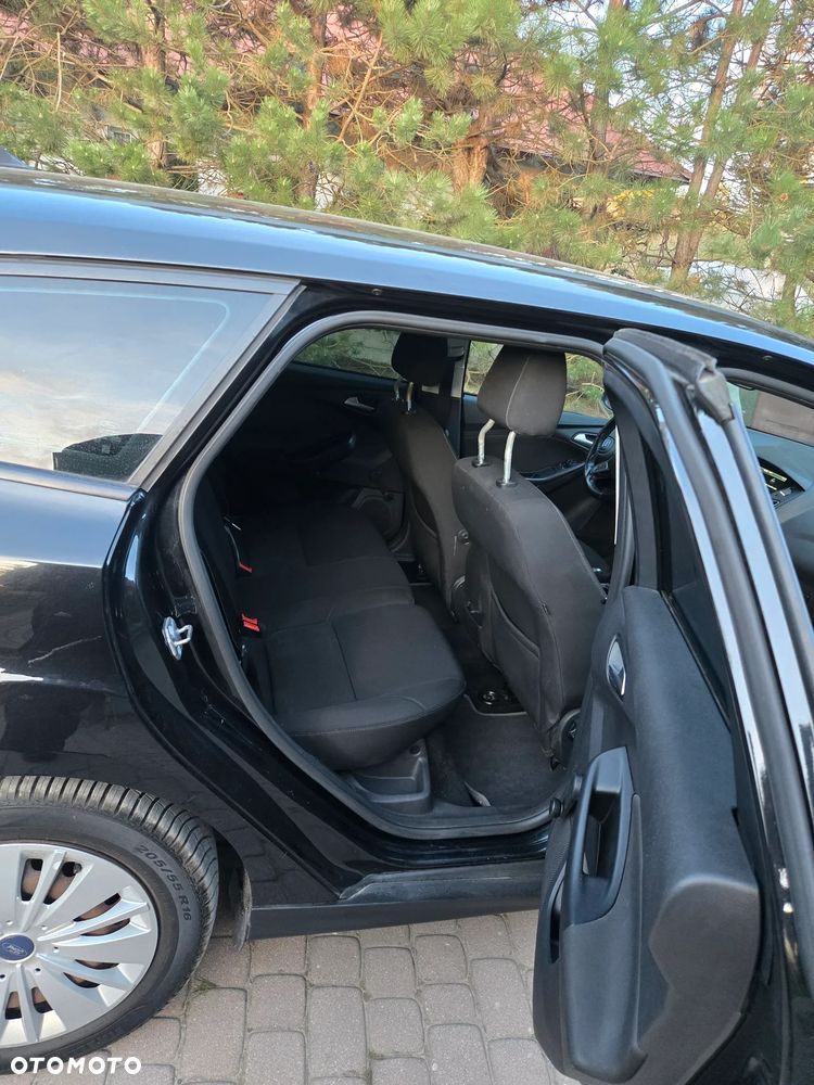 Ford Focus 1.6 TDCi DPF Start-Stopp-System SYNC Edition - 15