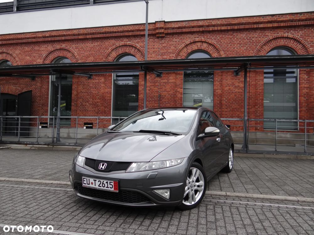 Honda Civic 1.8i-VTEC Executive - 4