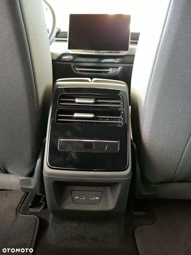 Volkswagen ID.7 Tourer - 14