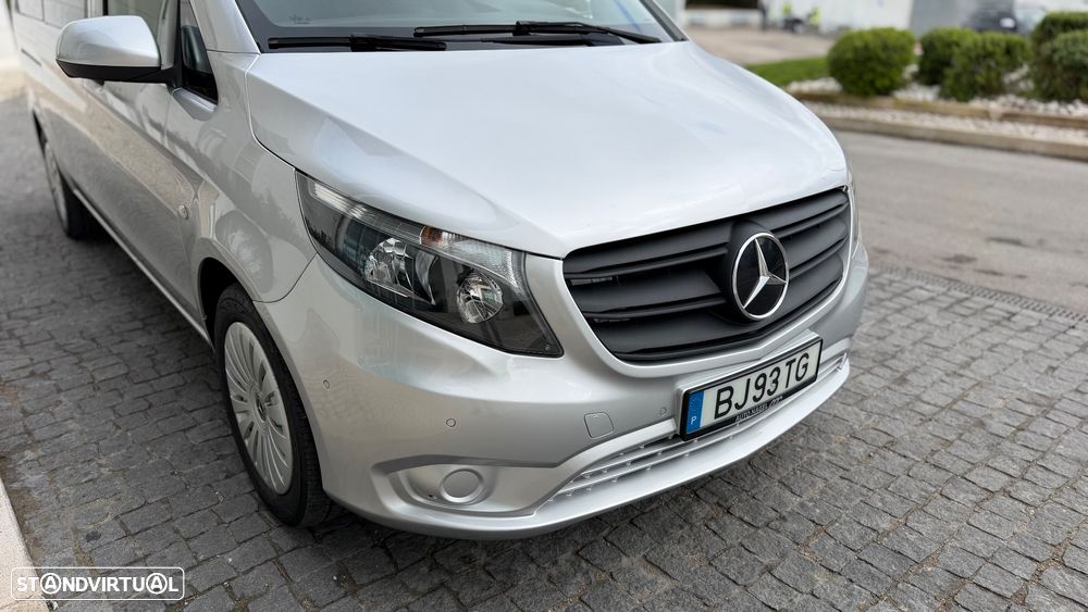 Mercedes-Benz Vito Tourer Longa Aut. SELECT - 12