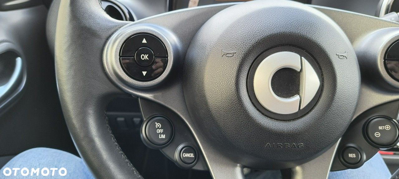Smart Forfour EQ - 25