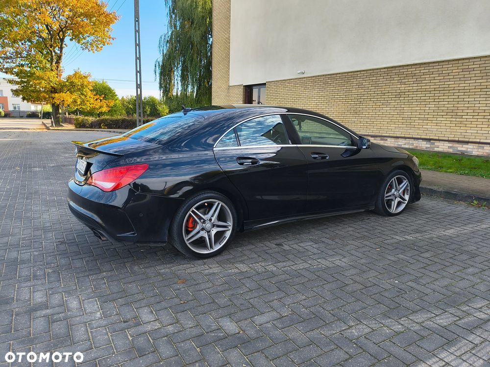 Mercedes-Benz CLA 180 UrbanStyle Edition - 17