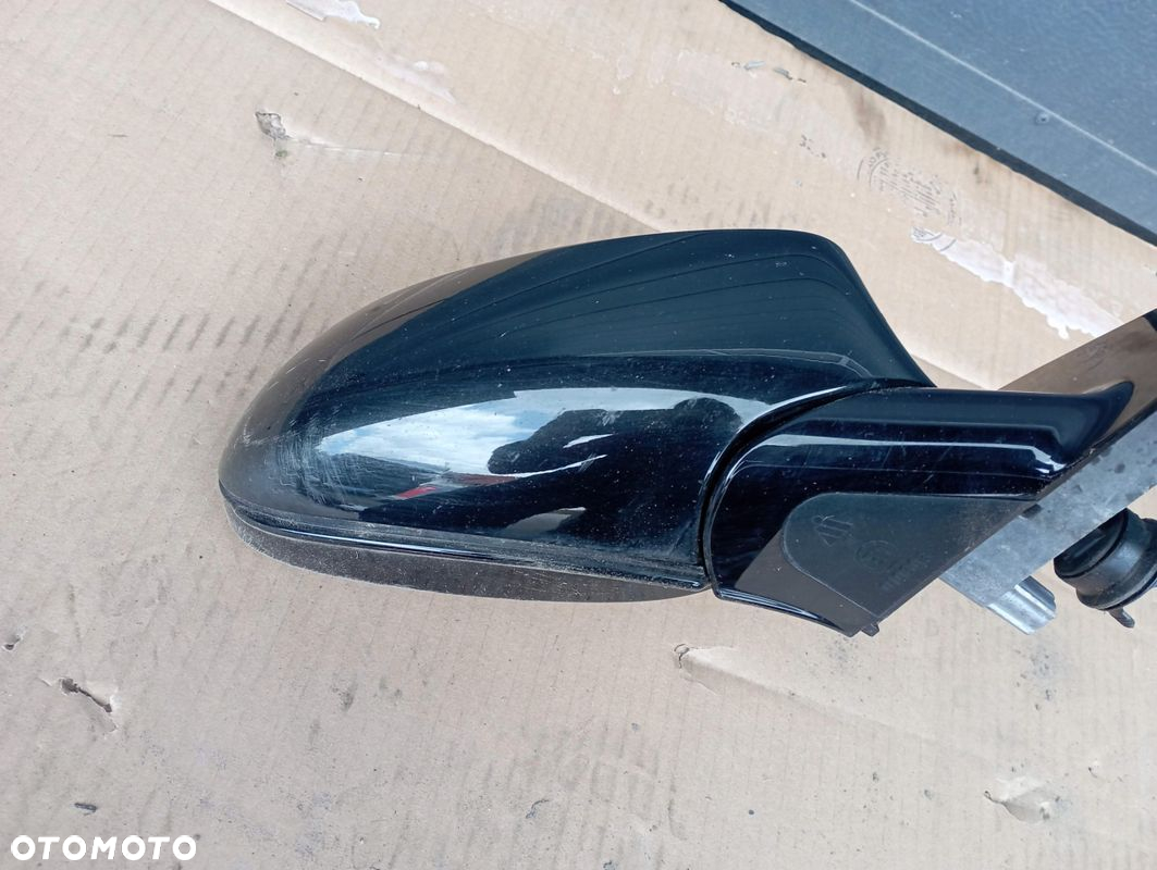 BMW 1 E87 LUSTERKO PRAWE 3 PIN EUROPA - 3