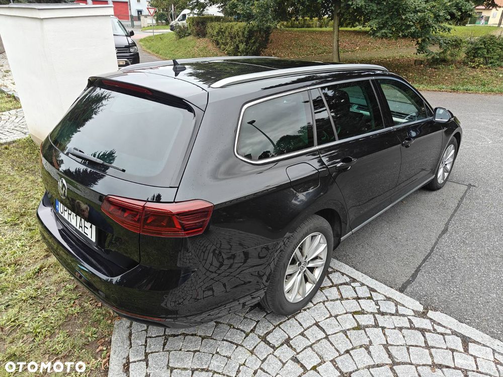 Volkswagen Passat 2.0 TDI SCR Highline DSG - 25