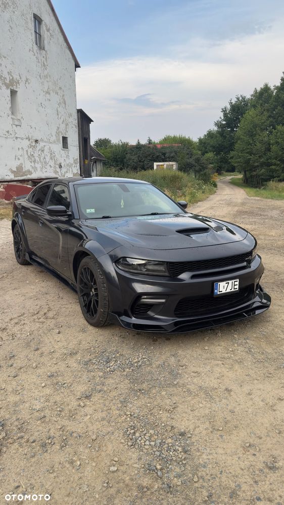 Dodge Charger - 28