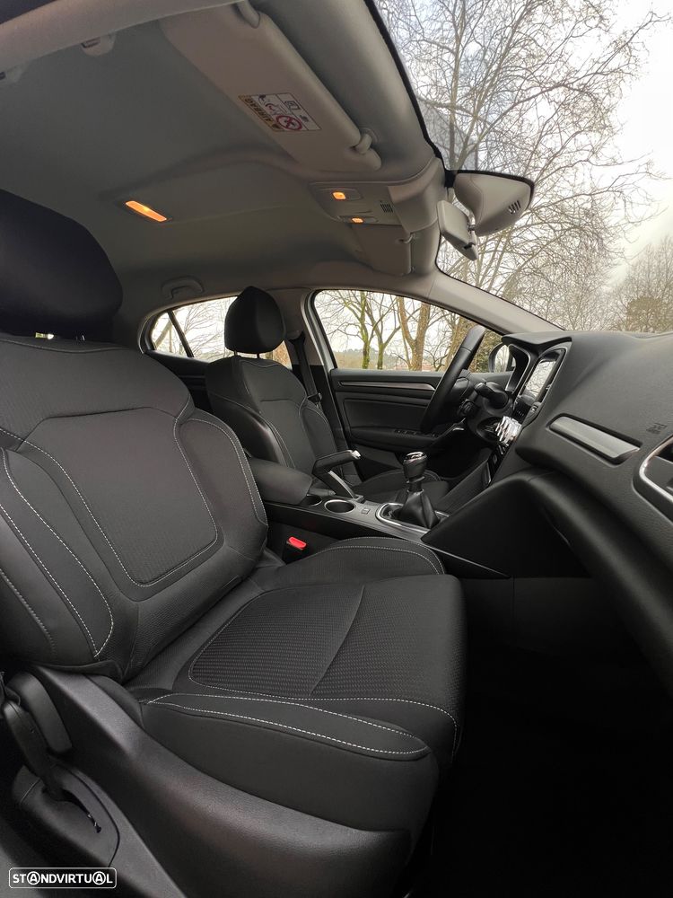 Renault Mégane BLUE dCi 115 ZEN - 14