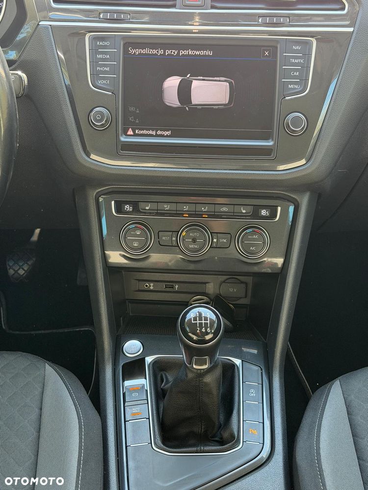Volkswagen Tiguan 2.0 TDI BMT SCR Comfortline - 19