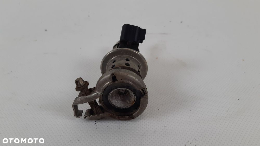 VOLVO V60 II WTRYSKIWACZ ADBLUE 32203677 - 5