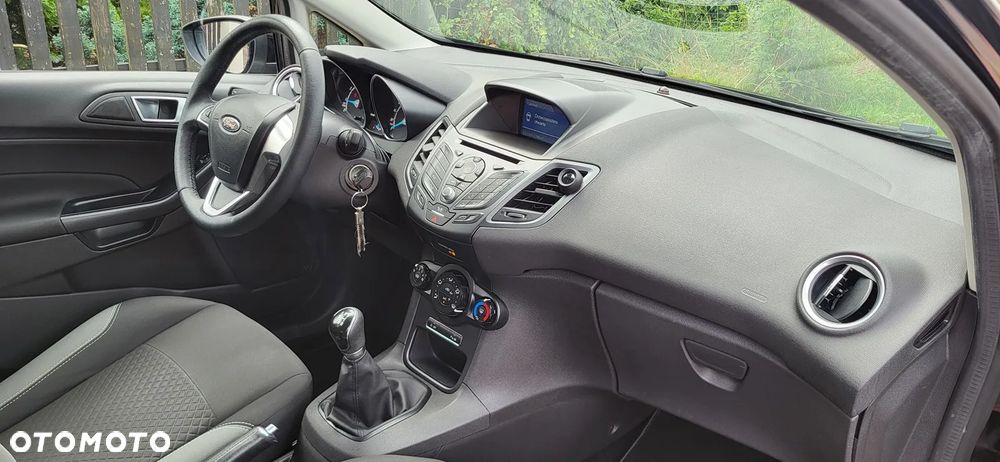 Ford Fiesta 1.0 EcoBoost S&S TREND - 18