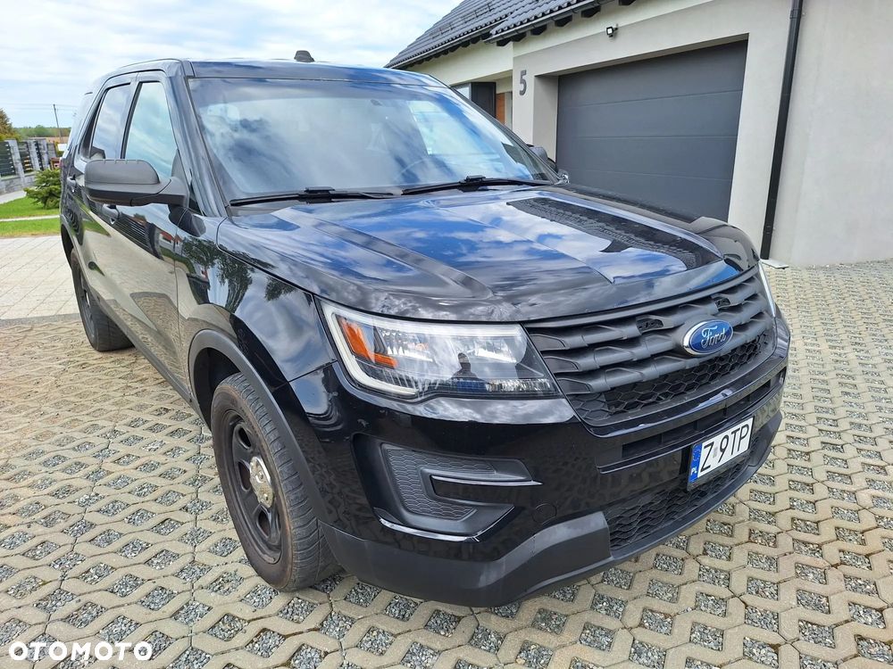 Ford Explorer - 1