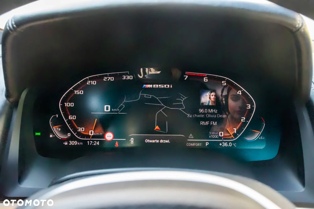 BMW Seria 8 - 15