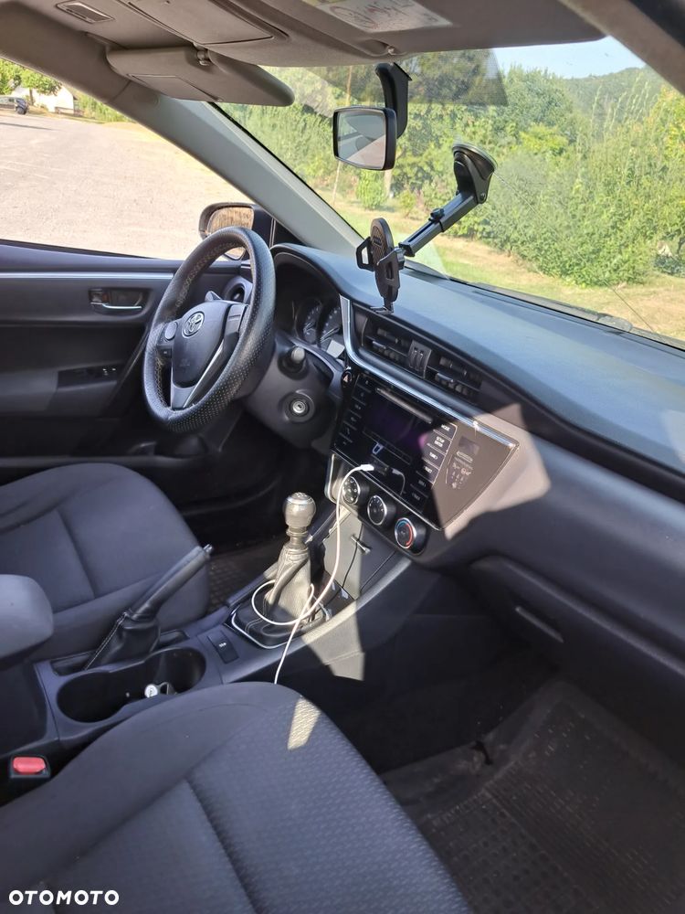 Toyota Corolla 1.4 D-4D Active EU6 - 5