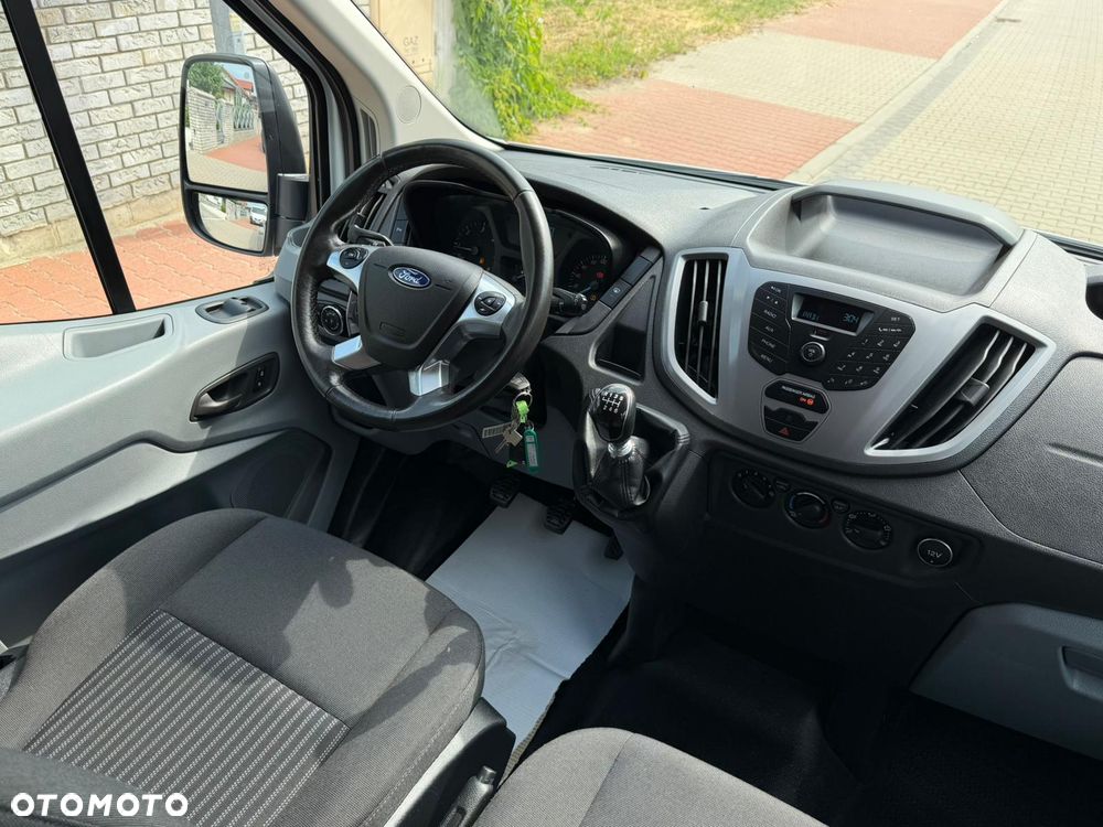 Ford Transit - 10