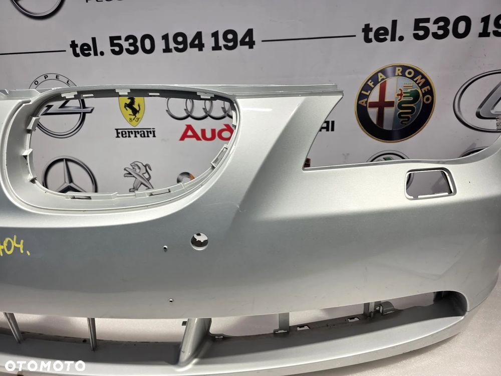 BMW E60 / E61 03-06 ZDERZAK PRZEDNI PRZÓD NA SPRYSKI + 4xPDC , NR 5111703369 / 703369 , NR AUKCJI NZ1704 - 9