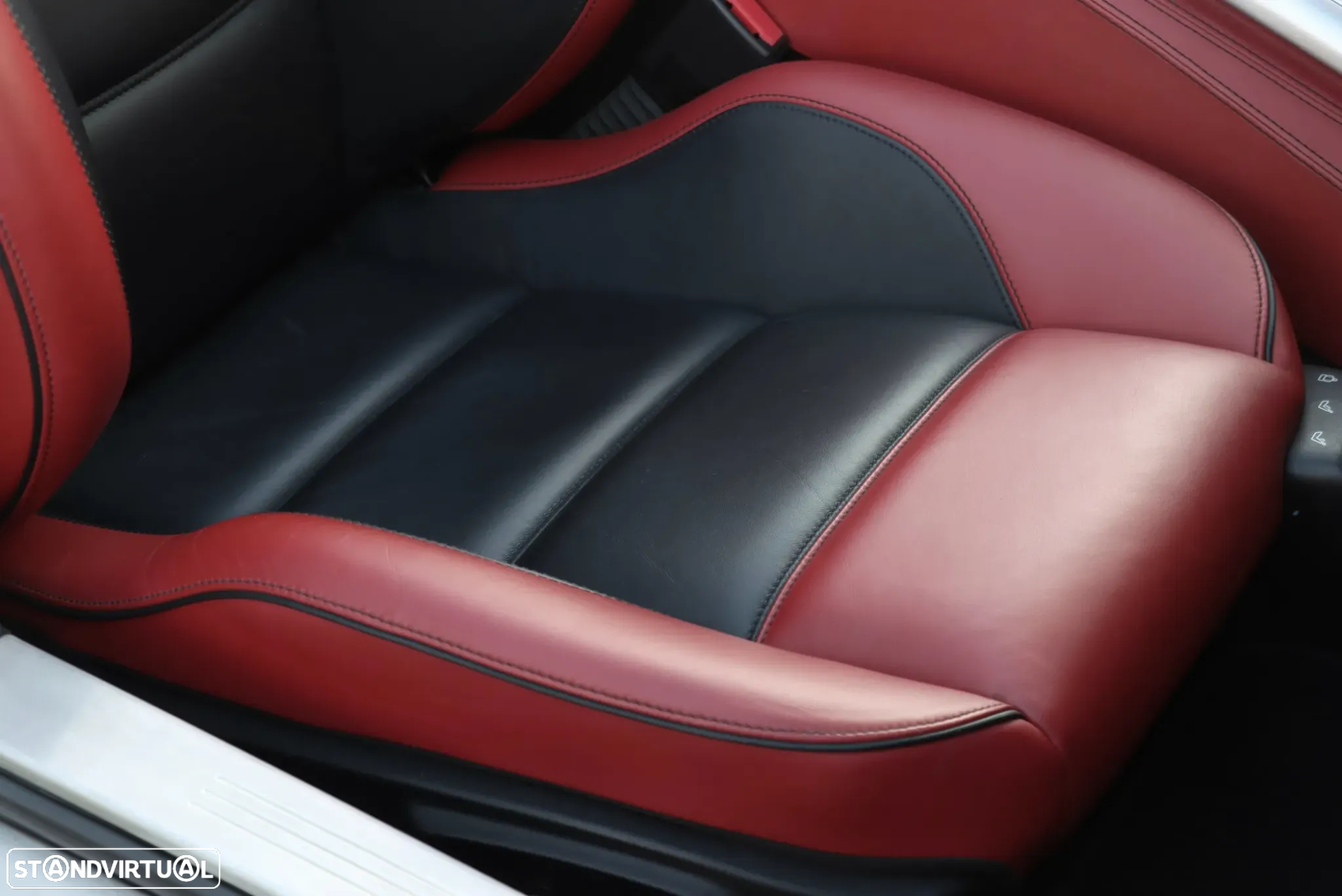 Mercedes-Benz SLS 63 AMG Standard - 28